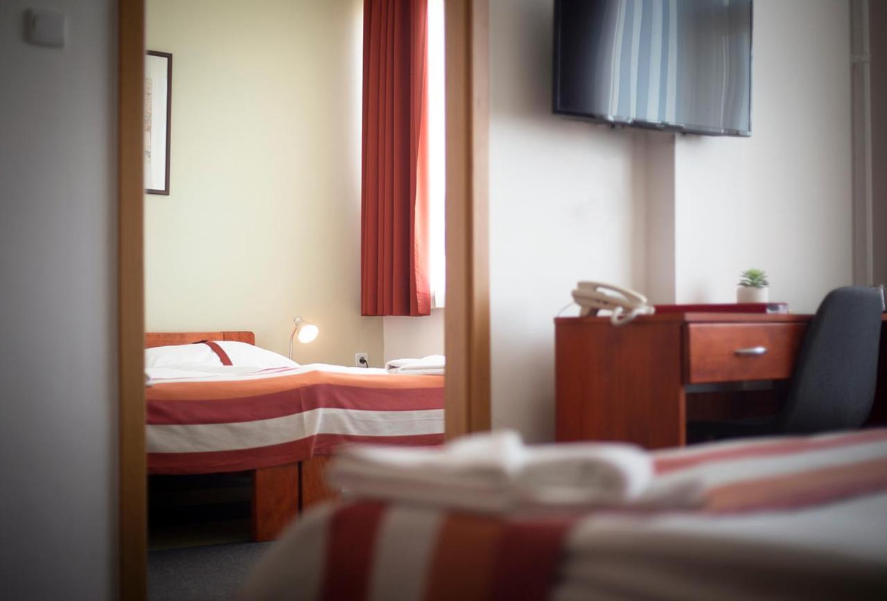 Fordan Hotel Πετς Εξωτερικό φωτογραφία