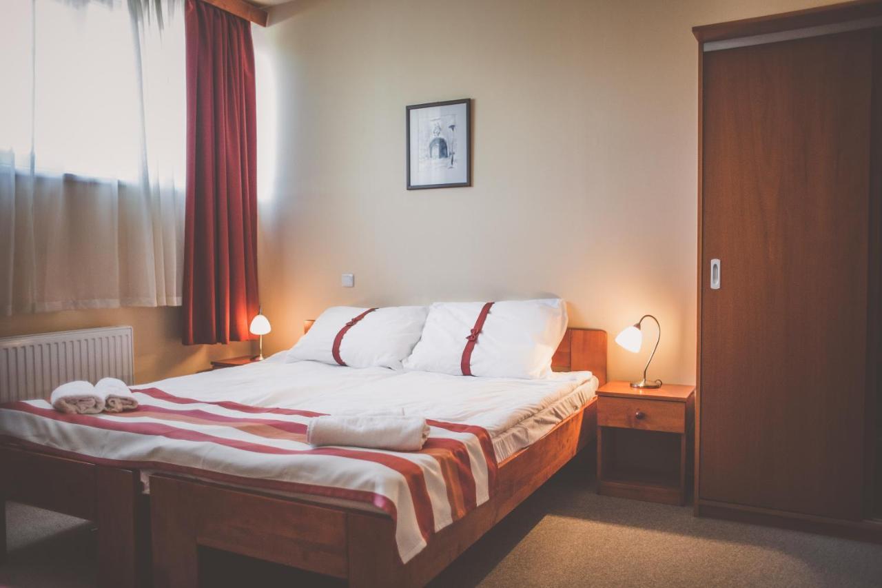 Fordan Hotel Πετς Εξωτερικό φωτογραφία